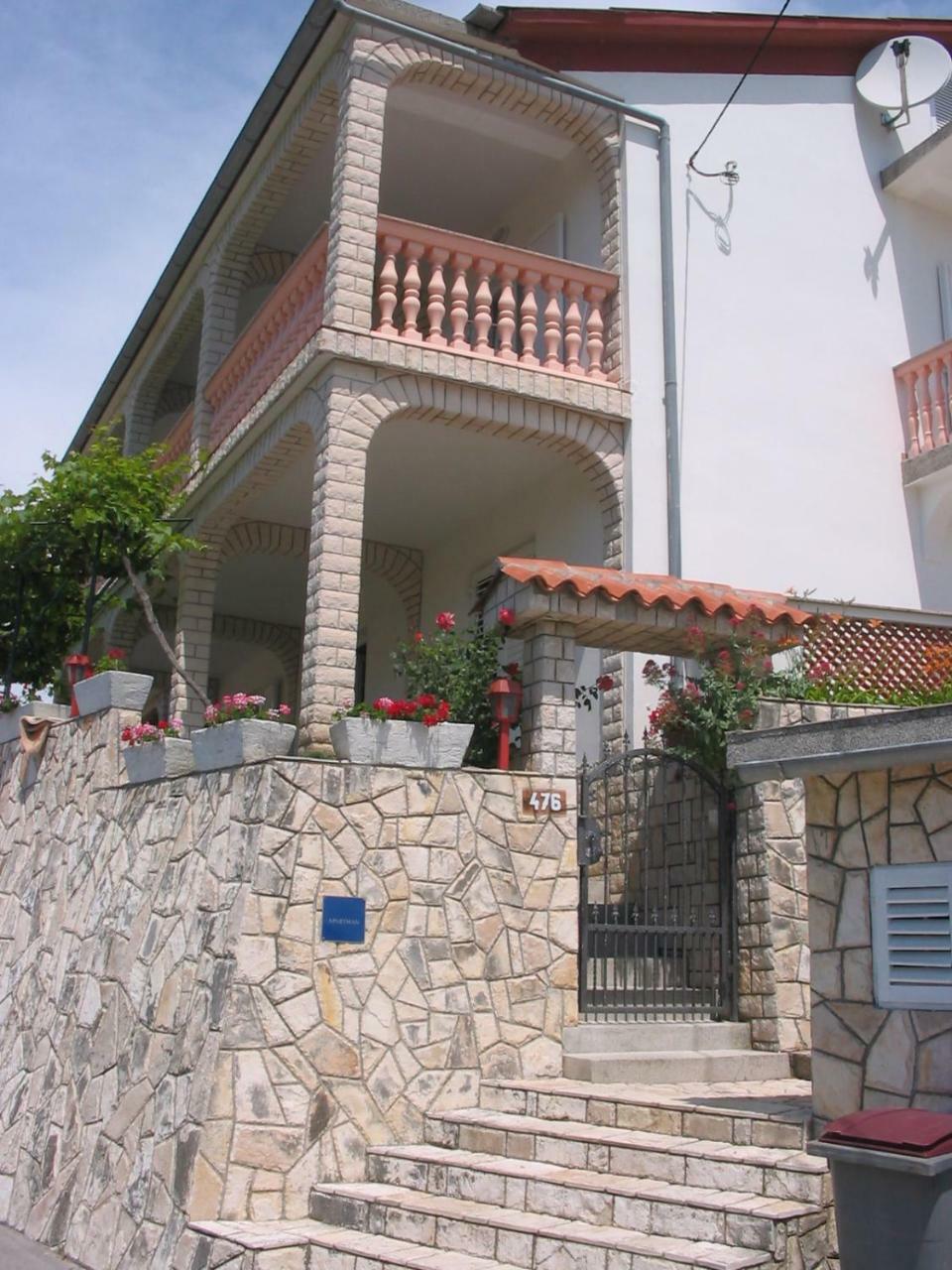 Apartmani Manuela Lopar Extérieur photo
