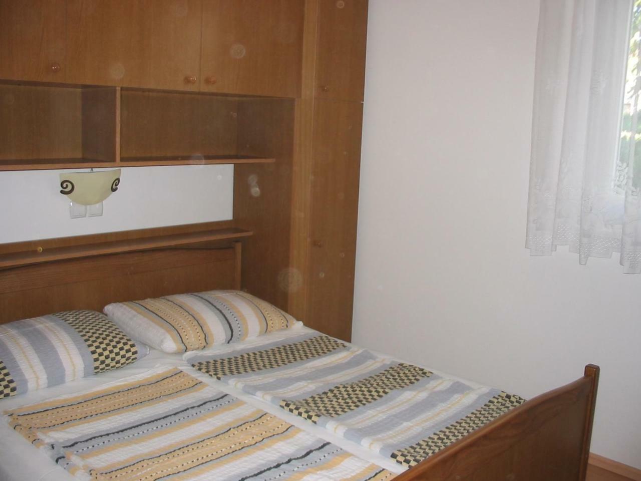 Apartmani Manuela Lopar Chambre photo
